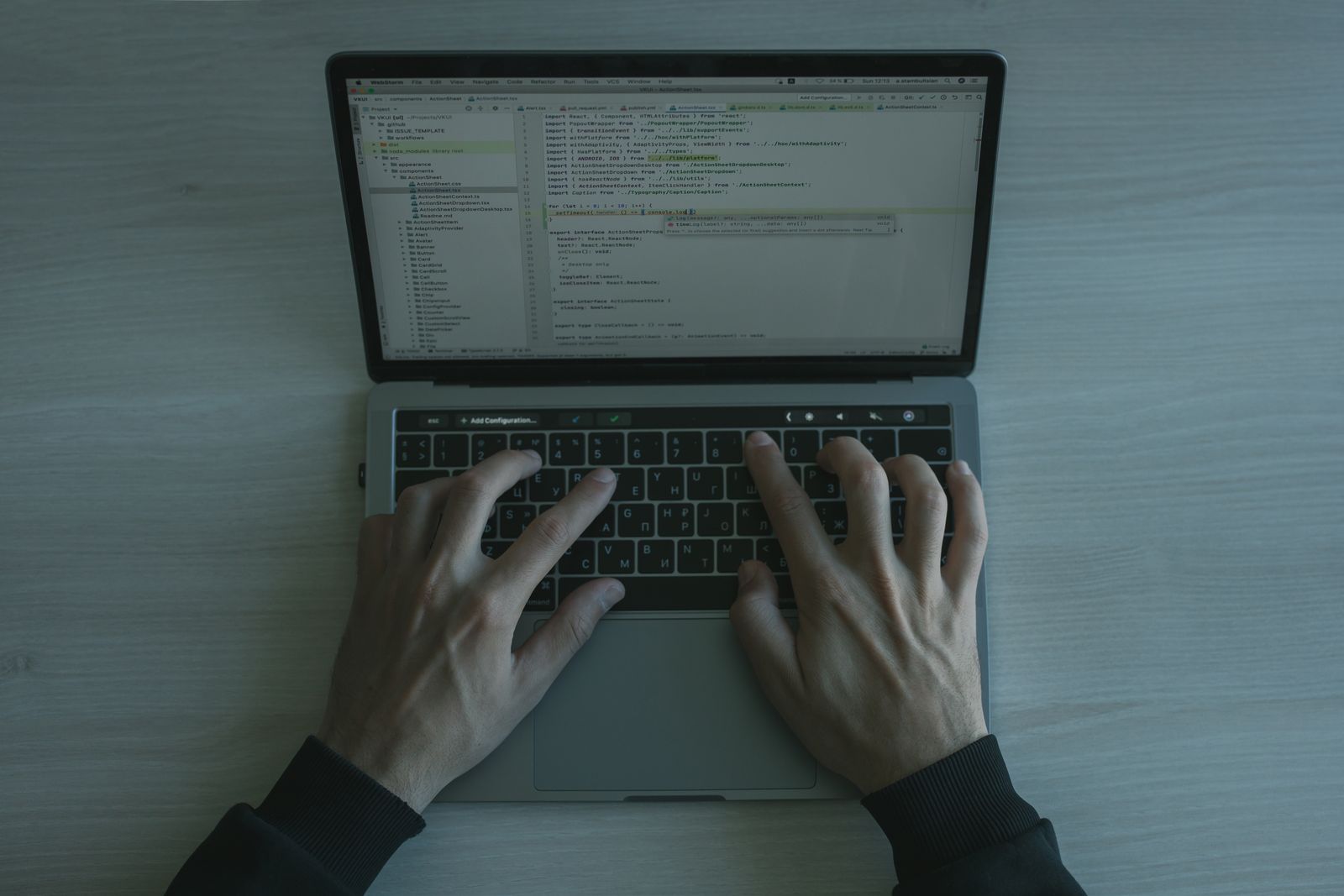 What a custom marketplace development build involves: commerce core, vendor layer, transaction engine