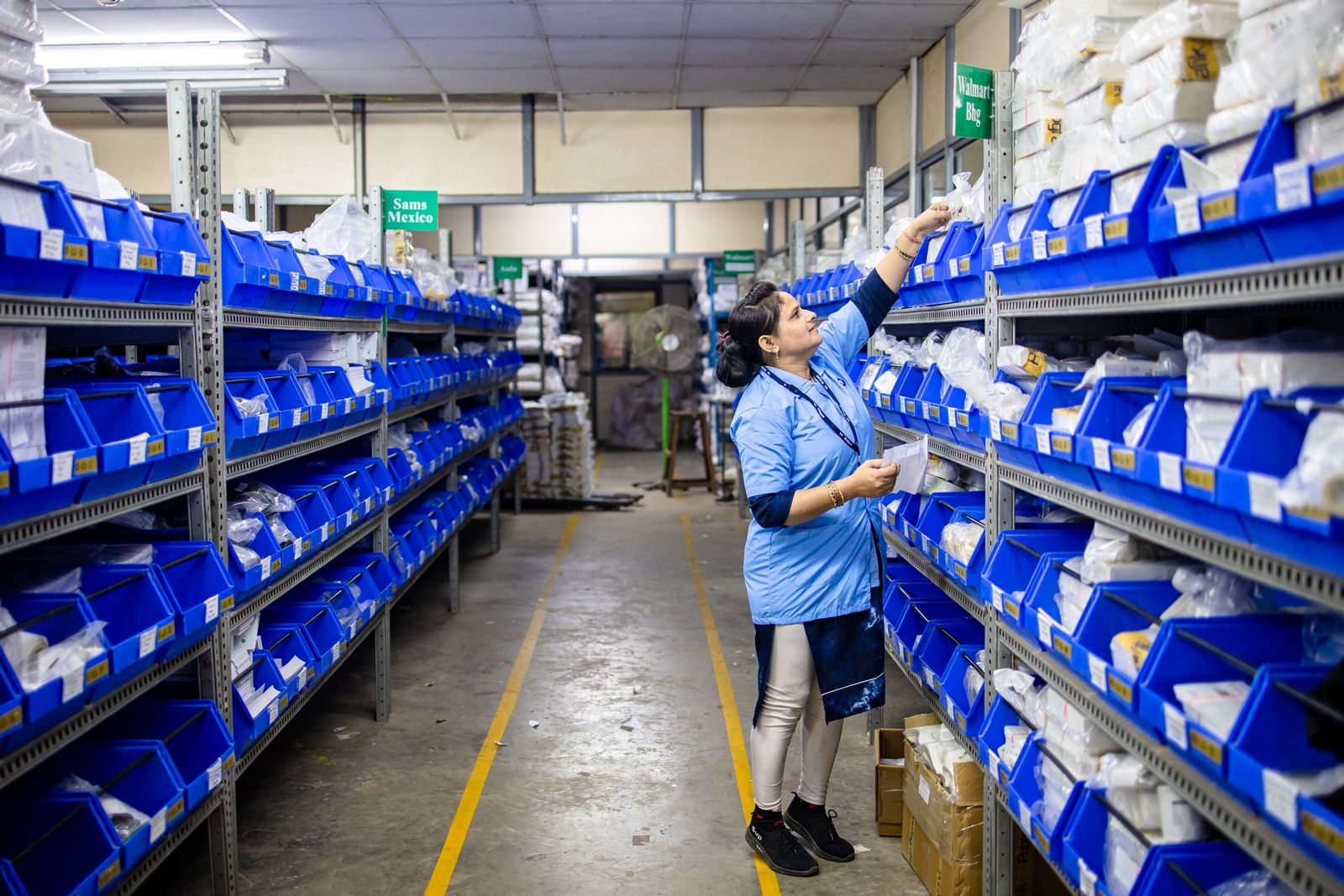 Distribution warehouse operations supporting B2B company accounts and fulfillment.