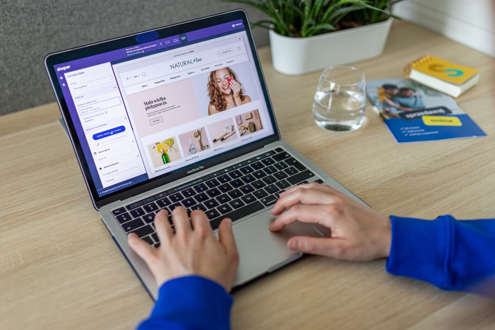 Quote-to-order dashboard screen for RFQ ecommerce