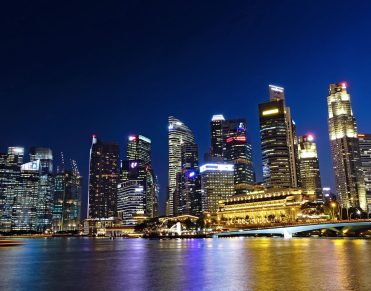 How to build a marketplace in Singapore: Marina Bay skyline at dusk